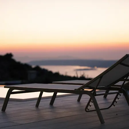 Villa Agape With Outstanding Sea View *